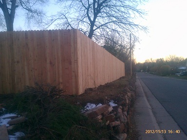 Privacy 6 foot tall fence - Centenial